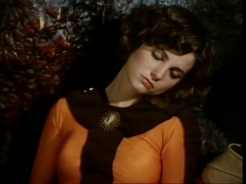 Jason of Star Command s1s11 The Haunted Planet Susan Pratt gas 2.jpg