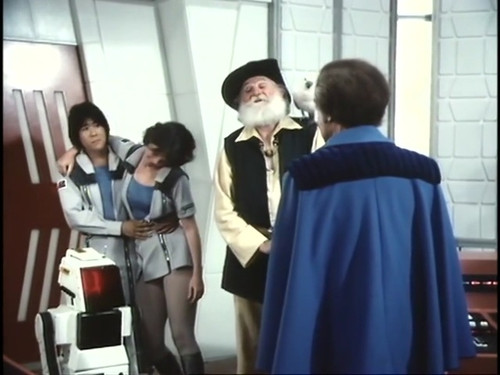 Space Academy s1e15 Johnny Sunseed Maggie Cooper faint 2.jpg