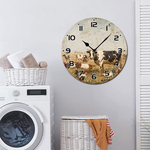 cows and chickens in the field 001 07.jpg