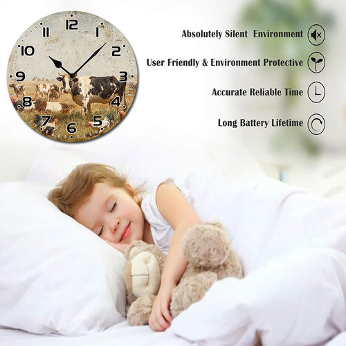 cows and chickens in the field 001 03.jpg