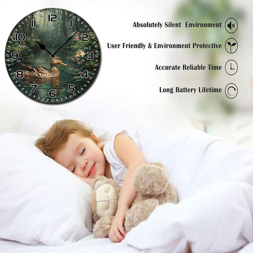 duck swimming in the water 00 03.jpg