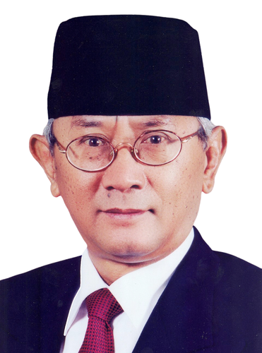 7. Bambang Kesowo.png
