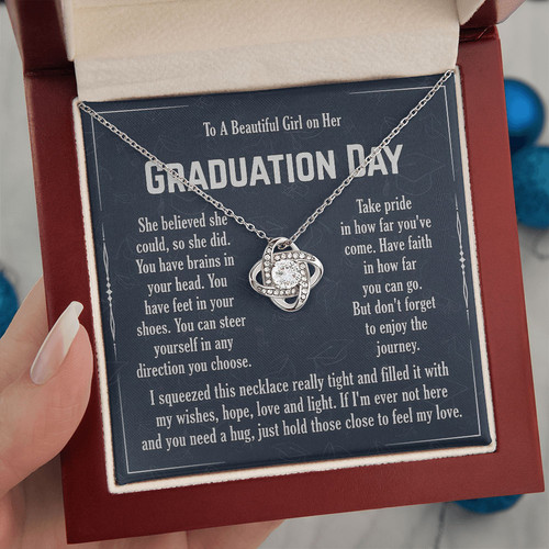 4 TnecklaceGrad1 05.jpg
