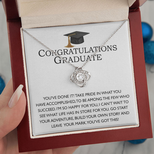 4 TnecklaceGrad1 09.jpg