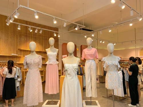 den thanh ray chieu diem led philips st033t led8 830 10w 220 240v i mb wh gm 3000k 850lm (11).jpg