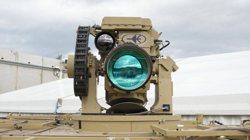 إسرائيل تعترف: نظام الليزر "أور إيتان" فشل في اعتراض المسيرات حتى الآن، وهو بحاجة لتطوير حتى يصبح قادرًا على تنفيذ عمليات اعتراض للطائرات المسيرة....