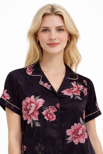 98EB82E3 1776 47FF 8E7A 3A32CA1F28CF.png