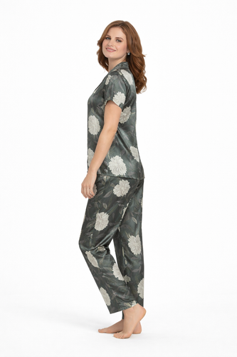 62A9B67C E5FA 4FDB 944E 20C6079E524D.png