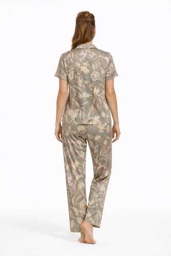 84CCDC82 8AAF 45F0 A52D 1D205F06A8BC.png