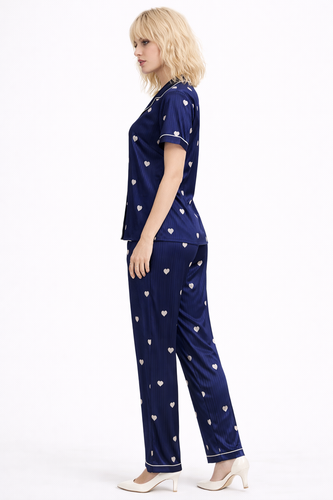 17E1D153 3A41 4CD1 9870 1072E7C34D47.png