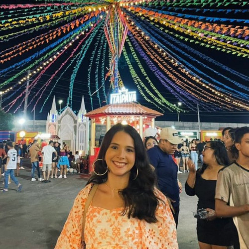 Raquel%20%F0%9F%A6%8B.jpg