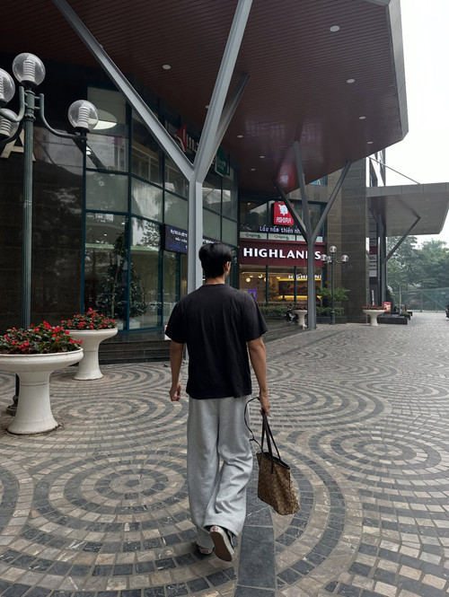 nhim.n e 1766487990 3793898703284190277 18481909053.jpg