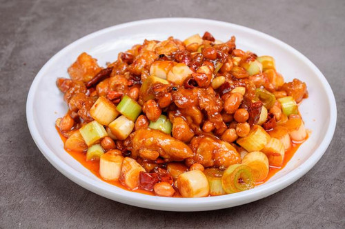 宫保鸡丁.jpg
