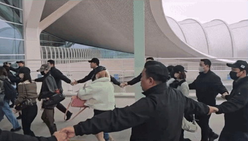 ezgif 75dfe02529d74b7b.gif