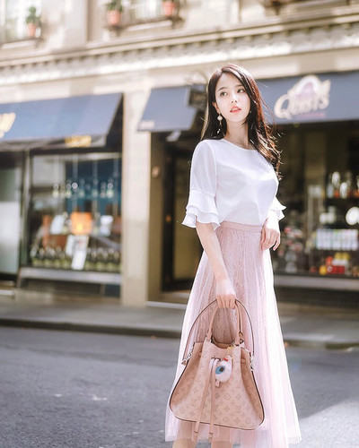 20180503 065916 BiTlxTqhKqU 03.jpg
