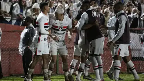 Líder absoluto! São Paulo tenta quebrar tabu histórico na Arena MRV