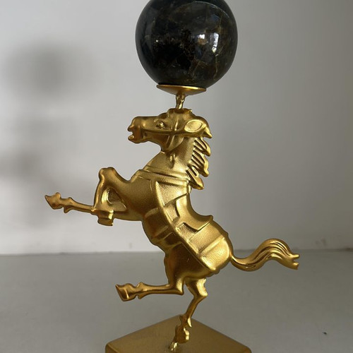 Avisa Wellness, founded by spiritual healer Radhika Suresh, is your trusted destination for metaphys.jpg