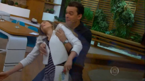 Bem Estar 2015 06 15 Mariana Ferrao faint 1.jpg