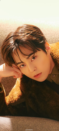 xiumin king mag 5 lock Edit