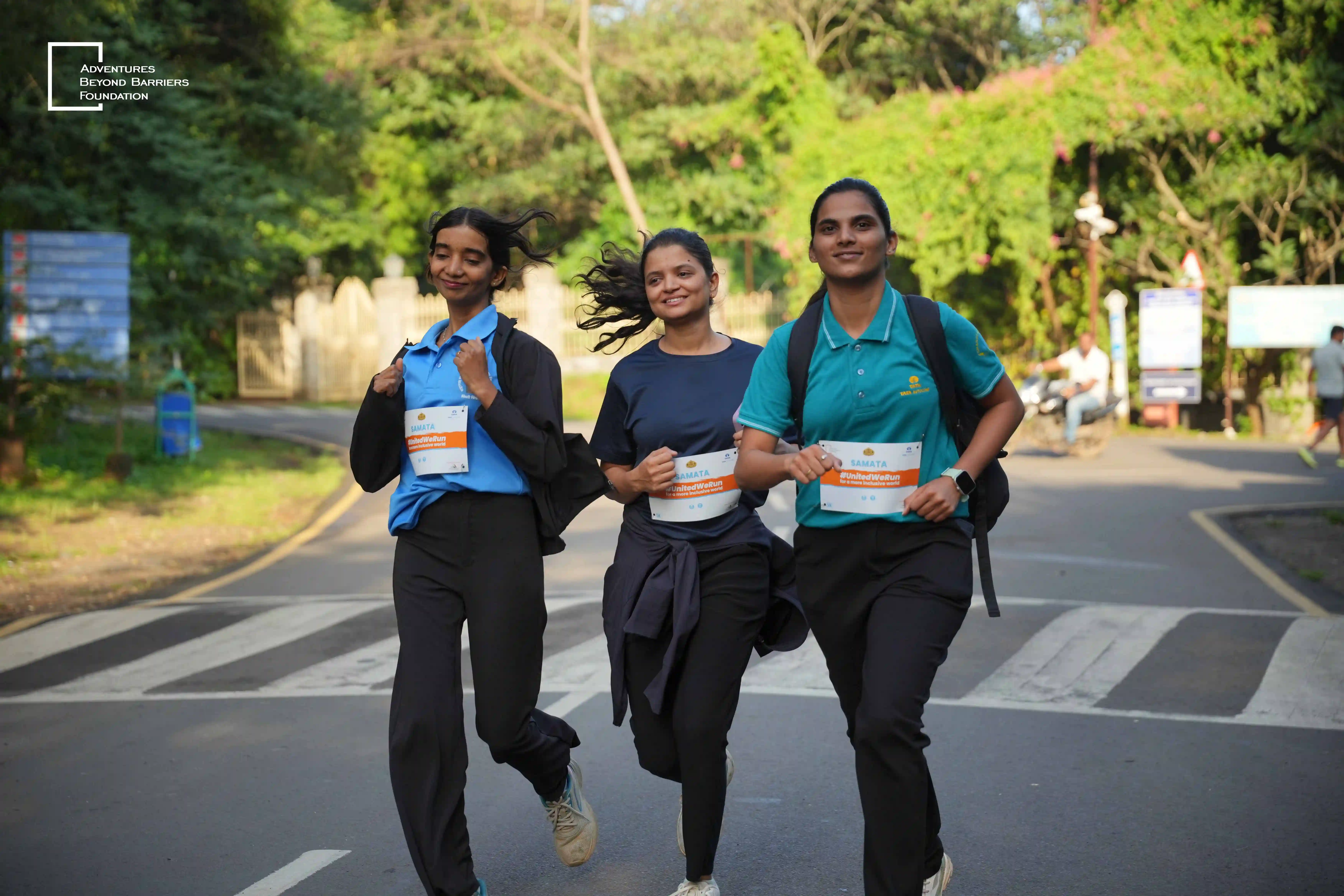 Runners at a SAMATA run together