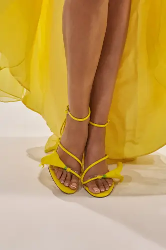 NILOU YELLOWYELLOW3.webp