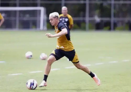 CBF confirma permanência de Lucca na seleção sub-20, ignorando solicitação do São Paulo