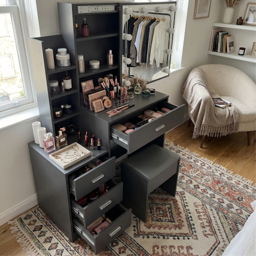 My Makeup Desk Keeps the Whole Morning Calm.png