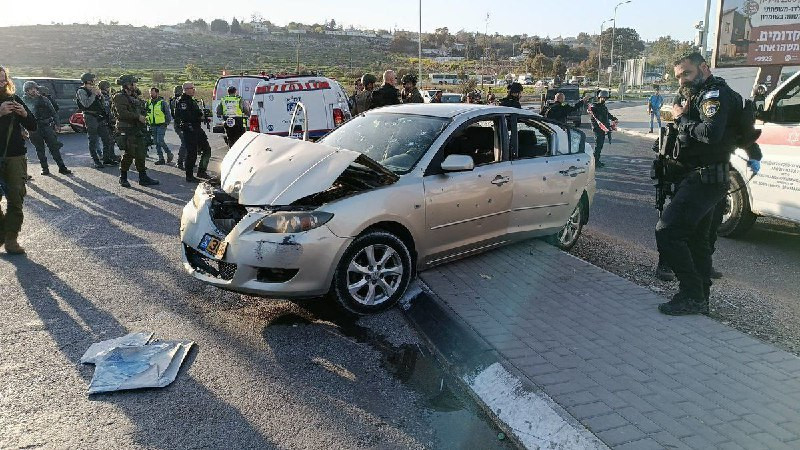 إستشهاد الشابين "مأمون بدوي رشدان" و"محمد بسام يوسف رشدان" من قرية عينابوس جنوب نابلس جراء إطلاق قوات الاحتلال الرصاص على مركبتيهما قرب حاجز زعترة جنو...