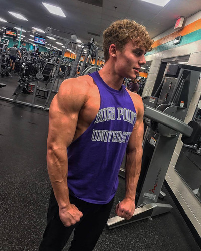 1546677200627191808 1.jpg