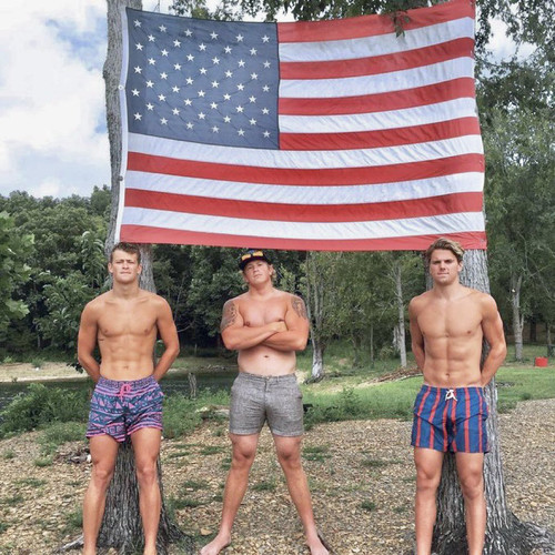 1544385221746987008 1.jpg