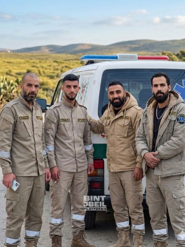 مصادر لبنانية: شهداء الغارة التي استهدفت فريق "الرسالة الإسلامية" على طريق زوطر الغربية، وهم:

حسين درويش
عادل قدوح
إبراهيم زاهر أبو زيد
حسن موسى نور ...