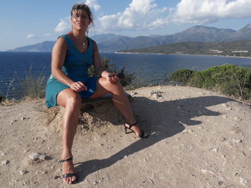 Lisa sans culotte en Corse 25