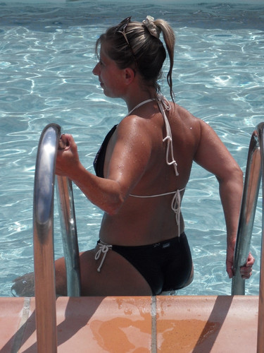 Lisa en maillot de bain 15.jpg