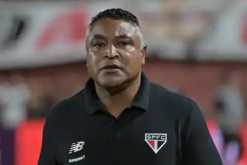 Roger Machado inicia era no São Paulo com vitória e destaca trio fundamental como "Coração do Time"