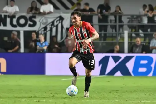 São Paulo sofre baixa com lesão de Enzo Díaz na estreia de Roger Machado