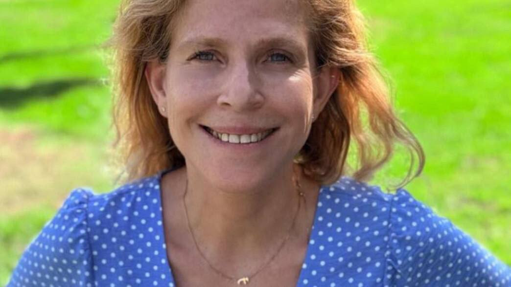 العثور على جثة الإسرائيلية "دانا عيدان" منتجة مسلسل "طهران" الإسرائيلي في اليونان، والسلطات اليونانية تعلن فتح تحقيق في الحادثة لمعرفة ظروف وفاتها....