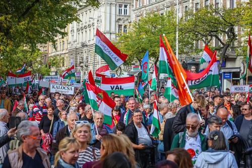 637129461 1485178866952369 7854329209373412332 n.jpg?stp=dst jpg s590x590 tt6& nc cat=106&ccb=1 7& n.jpg