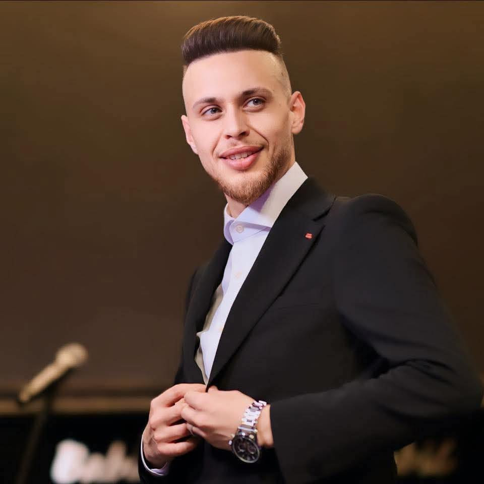 للمرة الثالثة.. الاحتلال يمدد الاعتقال الإداري للفنان "عدي الزاغة" لمدة 6 أشهر جديدة....