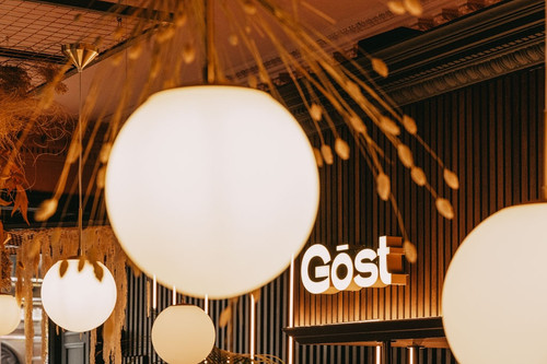 Gost IG SINGLE FEED BARS GLASGOW WARMLY LIT INTERIOR 2026 02 52.jpg