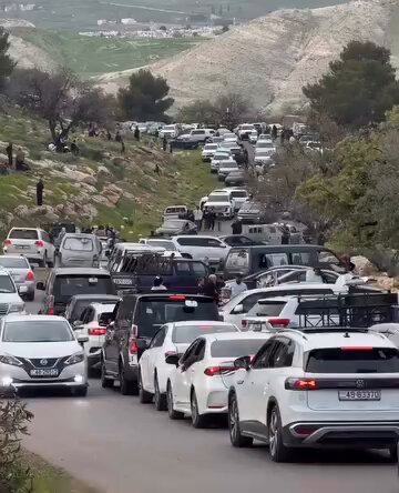 yATY3liFaN4pVTMD.jpg