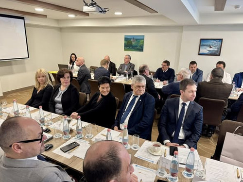 634067171 1375156481083221 6254976102202657856 n.jpg?stp=cp6 dst jpg s590x590 tt6& nc cat=103&ccb=1 .jpg