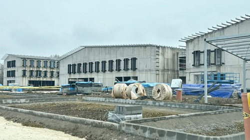 636557440 1296377195645585 3860123369278107954 n.jpg?stp=cp6 dst jpg s590x590 tt6& nc cat=110&ccb=1 .jpg