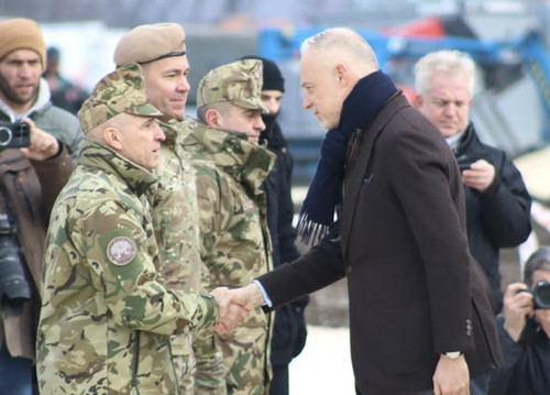 636071312 1296377005645604 8275768247068892486 n.jpg?stp=cp6 dst jpg s590x590 tt6& nc cat=106&ccb=1 .jpg