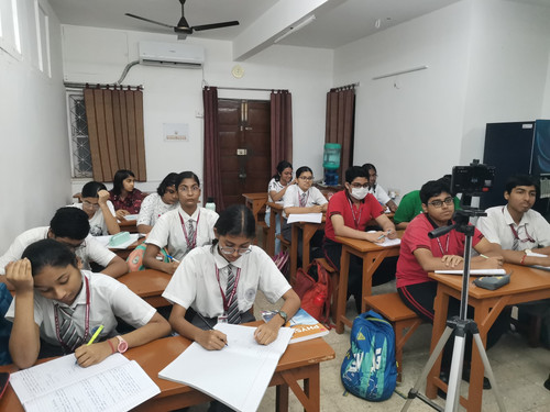 Physics tuition for cbse students Newtown -Quark Centre for Physics Learning In Kolkata.jpg