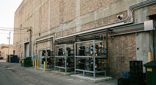 5cb60e10560c.jpg
