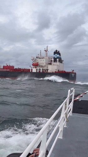 Q0 o6bsFFZZBeX C.jpg