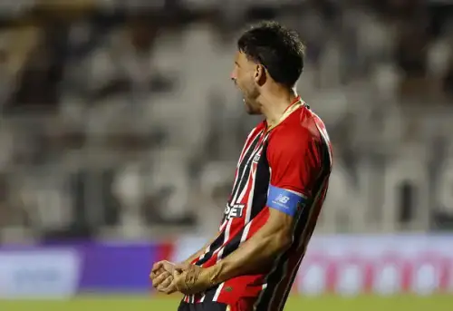Calleri marca de novo e Tricolor confirma vaga no mata-mata
