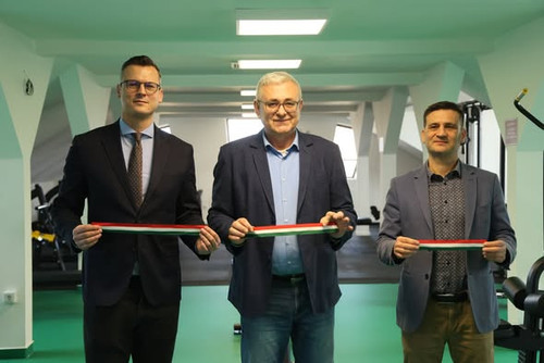 635137205 1401890188411377 6462447471287969556 n.jpg?stp=dst jpg s590x590 tt6& nc cat=101&ccb=1 7& n.jpg