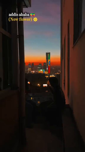 yXl AujJUaXPvr8w.jpg