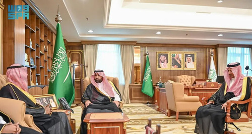 HBW9dxibcAMgX0m.jpg